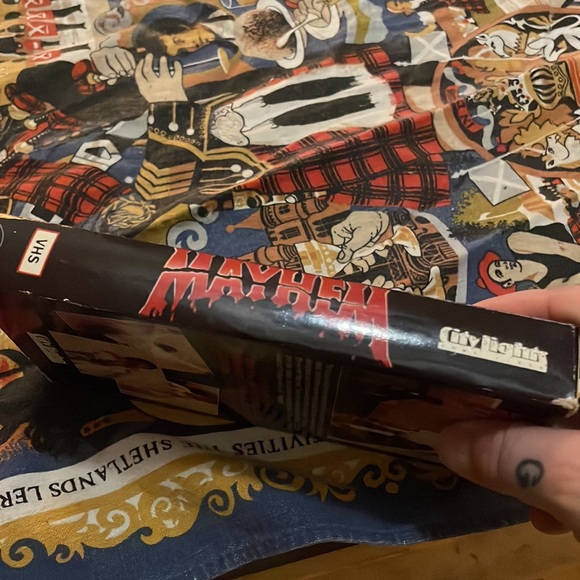 ULTRA RARE horror vhs MAYHEM - Picture 6 of 7